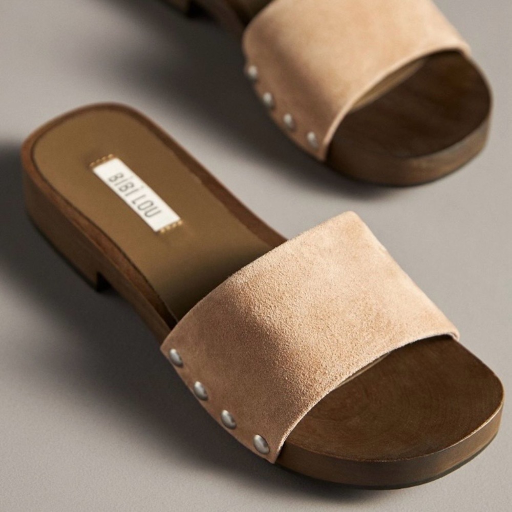 NWT BIBI LOU at ANTHROPOLOGIE Wood-Bottom Slides in Taupe Sz 6-6.5